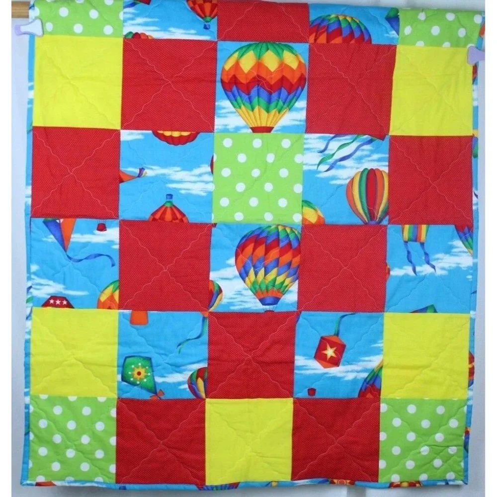 Hot Air Balloon Quilt Baby Kid Throw Cover Handmade Quilt Appx 37 x 44